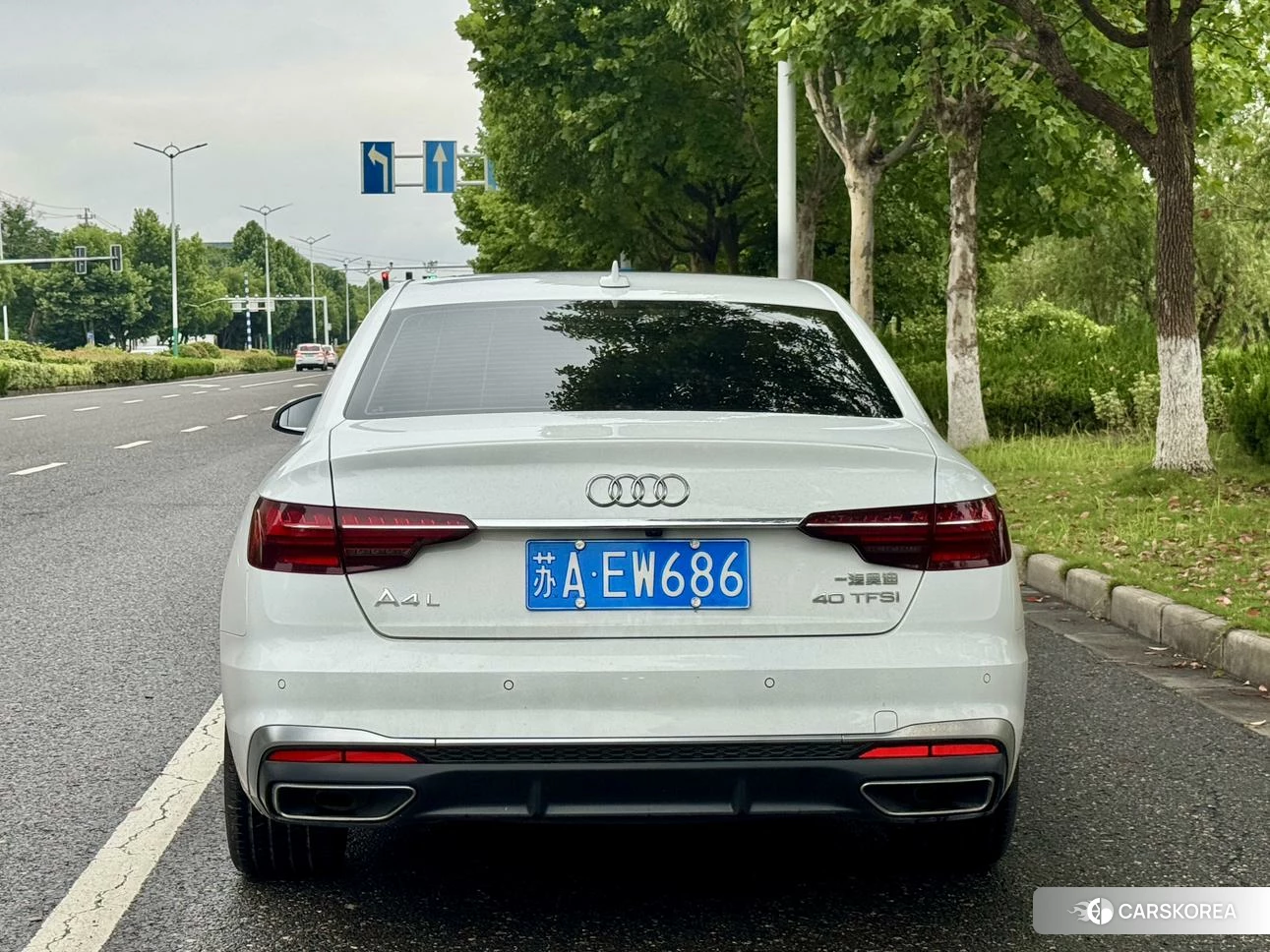 Audi A4L 2021 Белый из Китая
