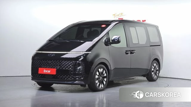 Hyundai Staria 2025 Черный из Кореи