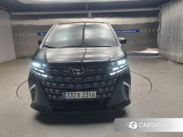 Toyota Alphard 4th Generation 2025 Черный из Кореи