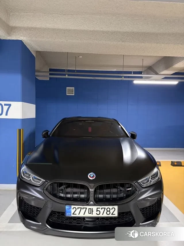 BMW M8 (G15) 2020 Черный из Кореи