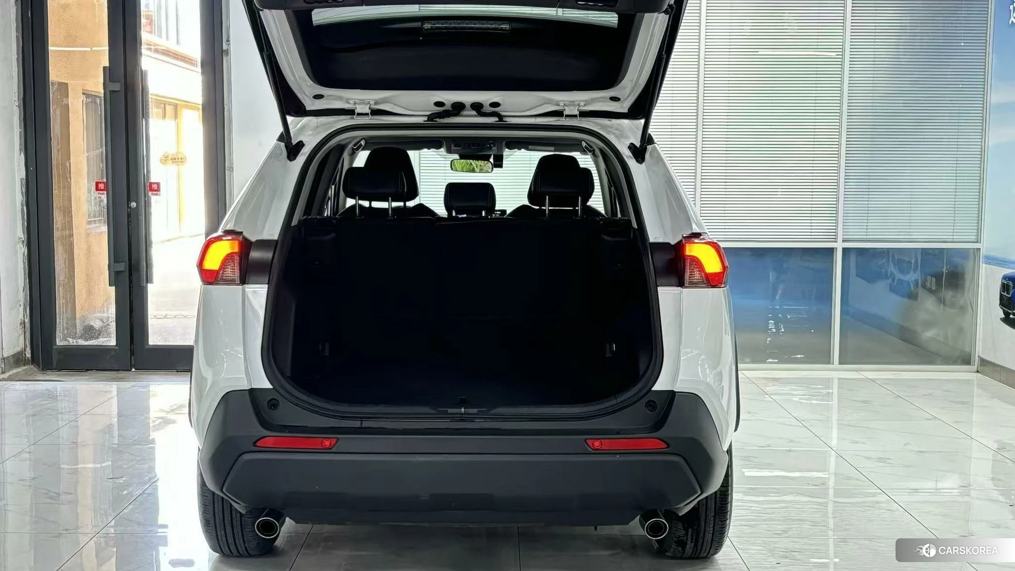Toyota RAV4 Rongfang 2024 Белый из Китая
