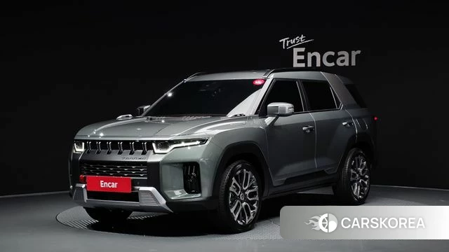 Ssangyong Torres 2023 Темно-зеленый из Кореи