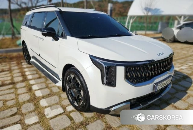 Kia The New Carnival 4th Generation 2024 Белый из Кореи