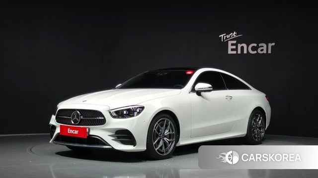 Mercedes-Benz E-Class W213 2023 Белый из Кореи