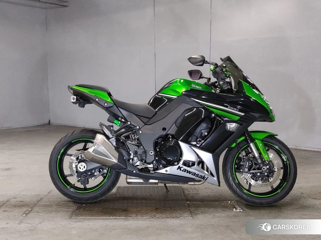Проданный Kawasaki NINJA 1000 2015 из Японии