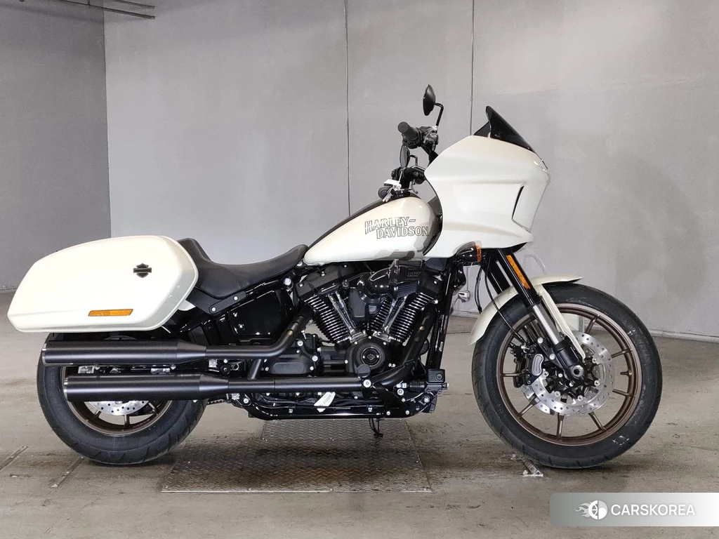 Проданный Harley-Davidson Softail Low Rider ST FXLRST1920 2023 из Японии