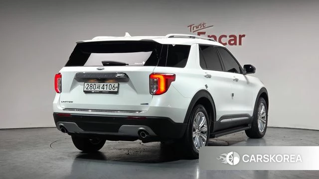 Ford Explorer 6th Generation 2020 Белый из Кореи