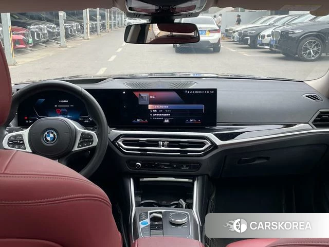 BMW i3 2023 Черный из Китая