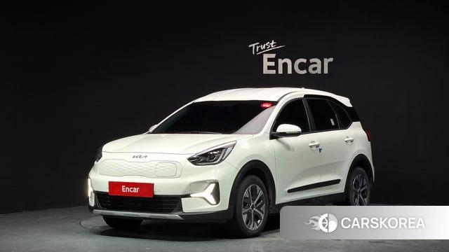 Kia Niro Plus 2022 Белый из Кореи