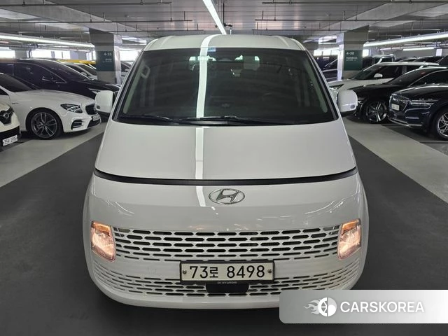 Hyundai Staria 2021 Белый из Кореи