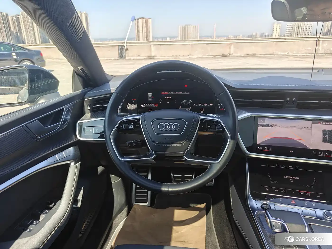 Audi A7L 2026 Silver/gray из Китая