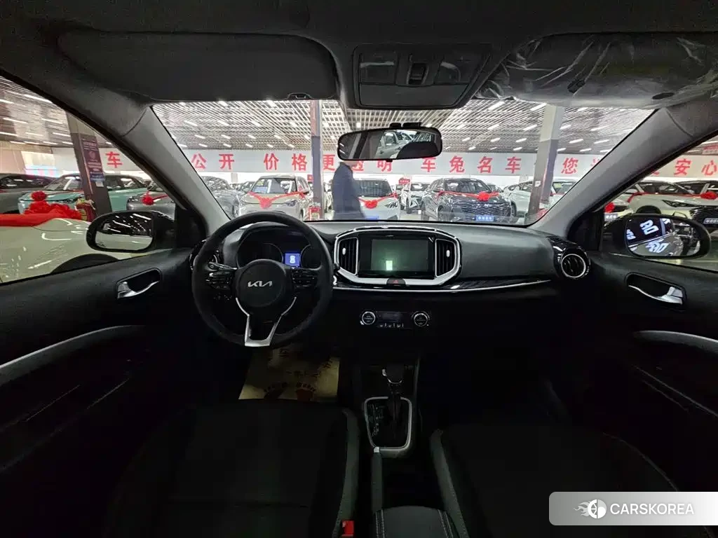 Kia KX1 2026 Белый из Китая