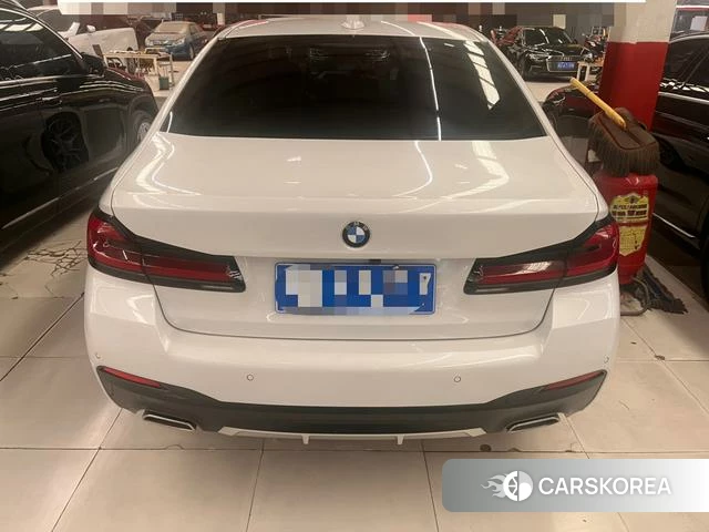 BMW 5 series 2023 Белый из Китая