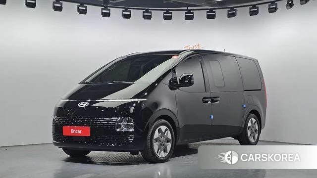 Hyundai Staria 2025 Черный из Кореи