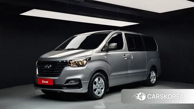 Hyundai The New Grand Starex 2019 Серебристо-серый из Кореи