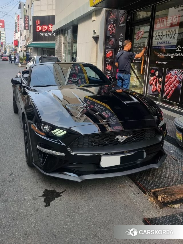 Ford Mustang 2019 Черный из Кореи