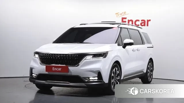 Kia Carnival 4th generation 2023 Белый из Кореи