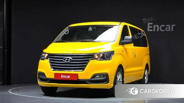 Hyundai The New Grand Starex 2019 Желтый из Кореи