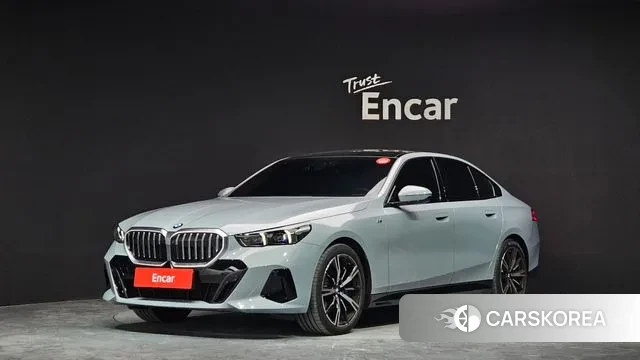 BMW 5 Series (G60) 2025 Серебряный из Кореи