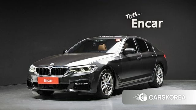 BMW 5 Series (G30) 2018 Серый из Кореи