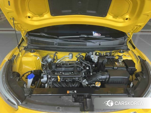 Kia Yi Ran 2021 Желтый из Китая