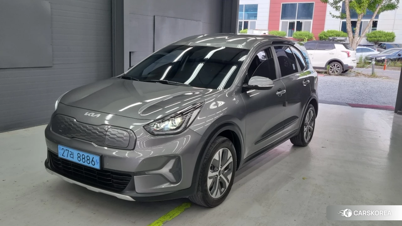 Kia Niro Plus 2023 Серый из Кореи