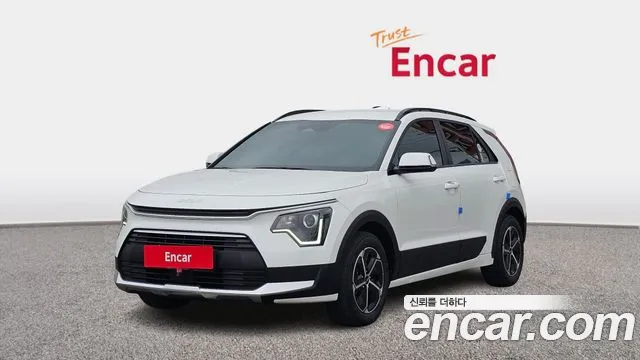 Kia Di Ol Nu Niro 2022 Белый из Кореи