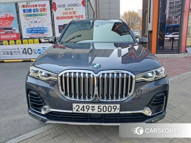 BMW X7 (G07) 2020 Серый из Кореи