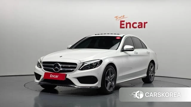 Mercedes-Benz C-Class W205 2018 Белый из Кореи