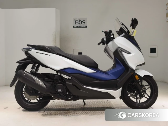 Проданный Honda FORZA id 4334513 из Японии