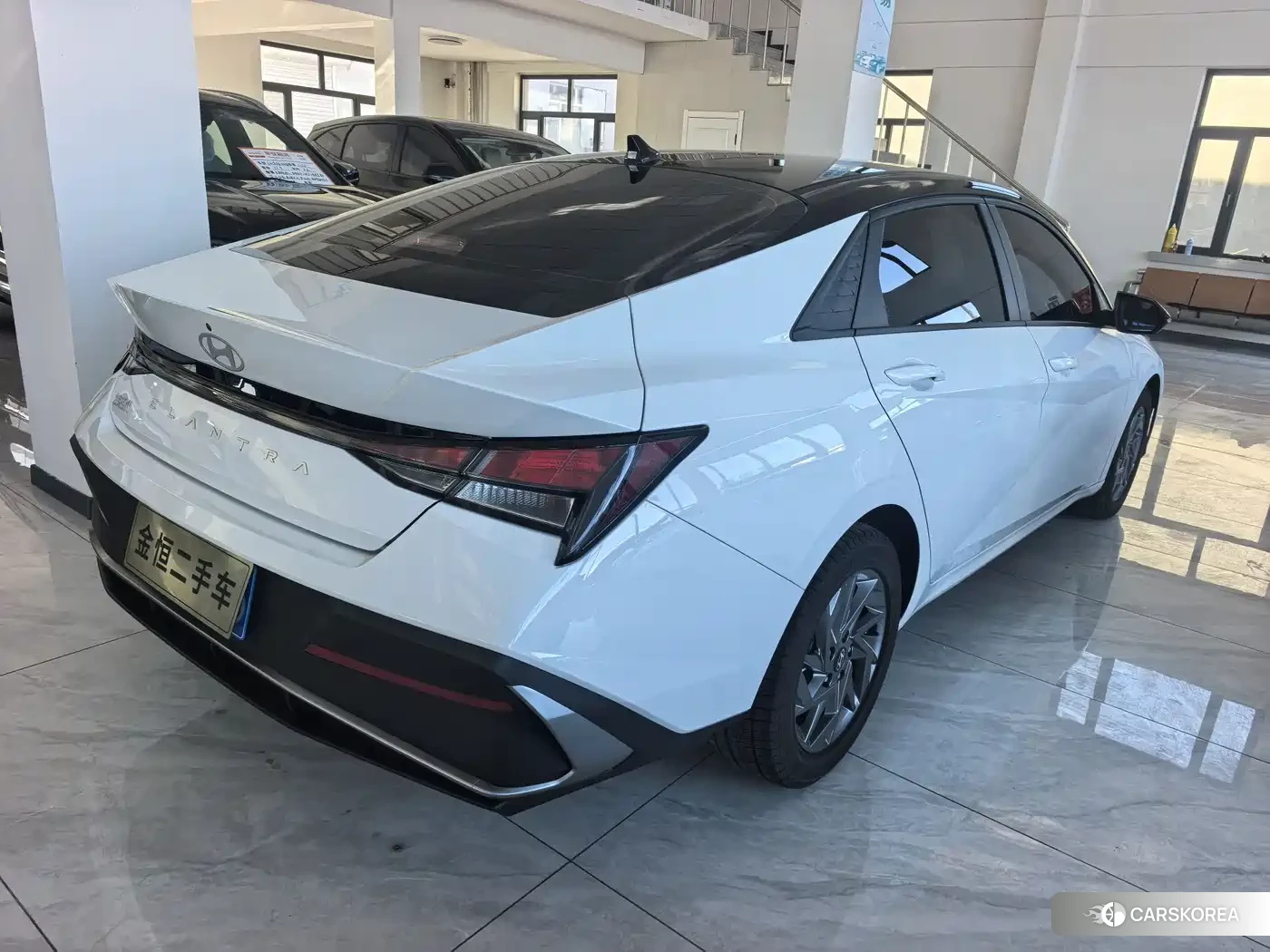 Hyundai Elantra 2025 Белый из Китая
