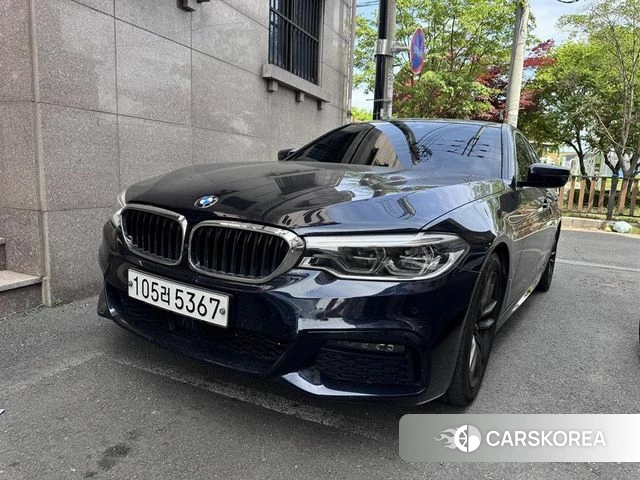 BMW 5 Series (G30) 2020 Черный из Кореи