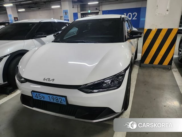 Kia EV6 2022 Белый из Кореи