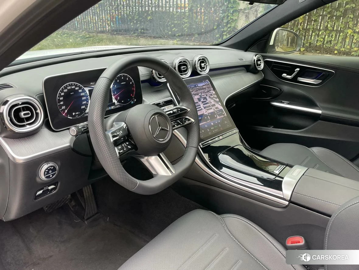 Mercedes-Benz Class C 2022 Белый из Китая