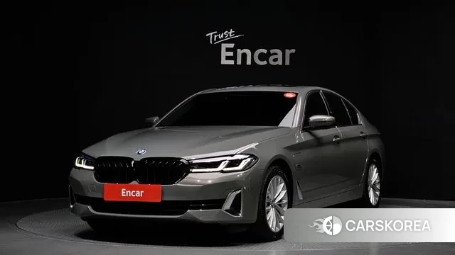 BMW 5 Series (G30) 2022 Серый из Кореи