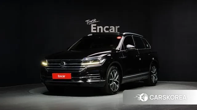 Volkswagen Touareg 3rd generation 2020 Черный из Кореи