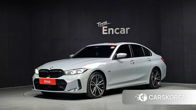 BMW 3 Series (G20) 2023 Серебристо-серый из Кореи