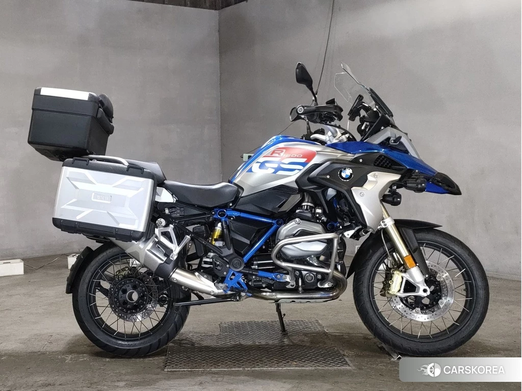Проданный BMW R1200GS 2018 из Японии