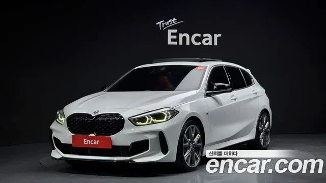 BMW 1 Series (F40) 2023 Белый из Кореи