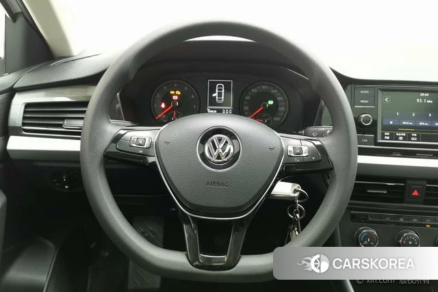 Volkswagen Lavida 2020 Белый из Китая