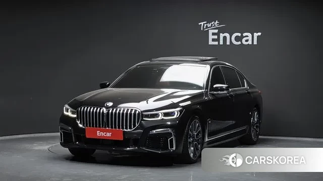 BMW 7 Series (G11) 2022 Черный из Кореи