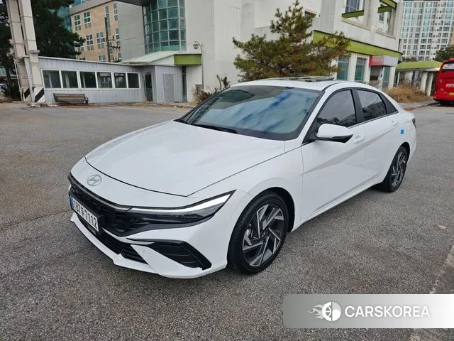 Hyundai The New Avante (CN7) 2024 Белый из Кореи