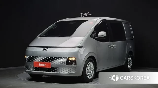 Hyundai Staria 2022 Серебряный из Кореи