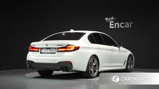 BMW 5 Series (G30) 2022 Белый из Кореи