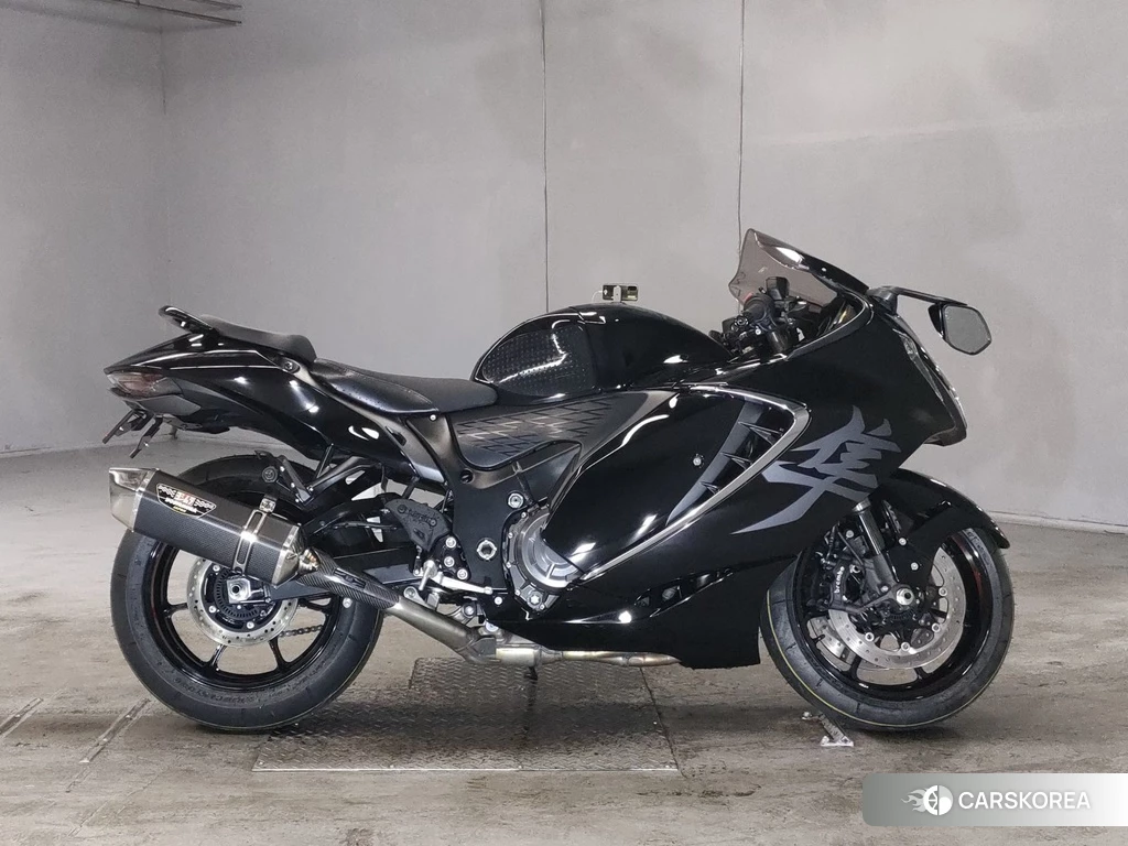 Проданный Suzuki GSX1300R HAYABUSA 2022 из Японии