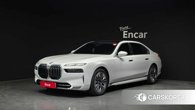 BMW 7 Series (G70) 2022 Белый из Кореи