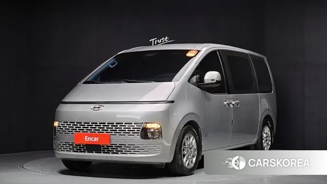 Hyundai Staria 2021 Серебристо-серый из Кореи