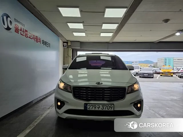 Kia The New Carnival 2018 Белый из Кореи