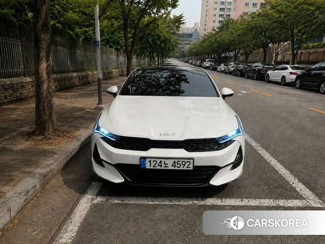 Kia K5 3rd generation 2022 Белый из Кореи