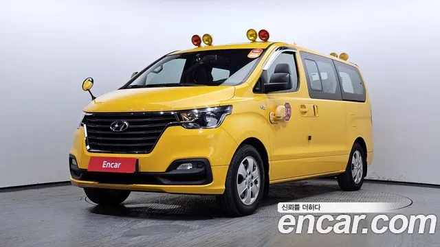 Hyundai The New Grand Starex 2019 Желтый из Кореи